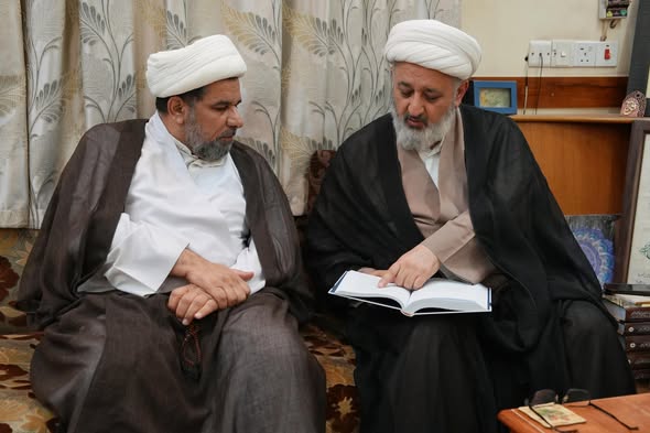 زيارة علمية مثمرة تجمع مركز تراث سامراء ومؤسسة آل البيت (عليهم السلام) لإحياء التراث في النجف الأشرف.